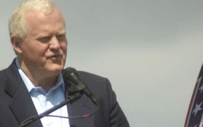 Governor Barbour Welcomes Enerfab to Natchez